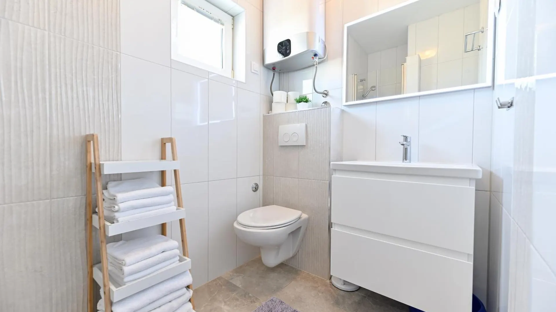 Apartments Martom 1 Seline