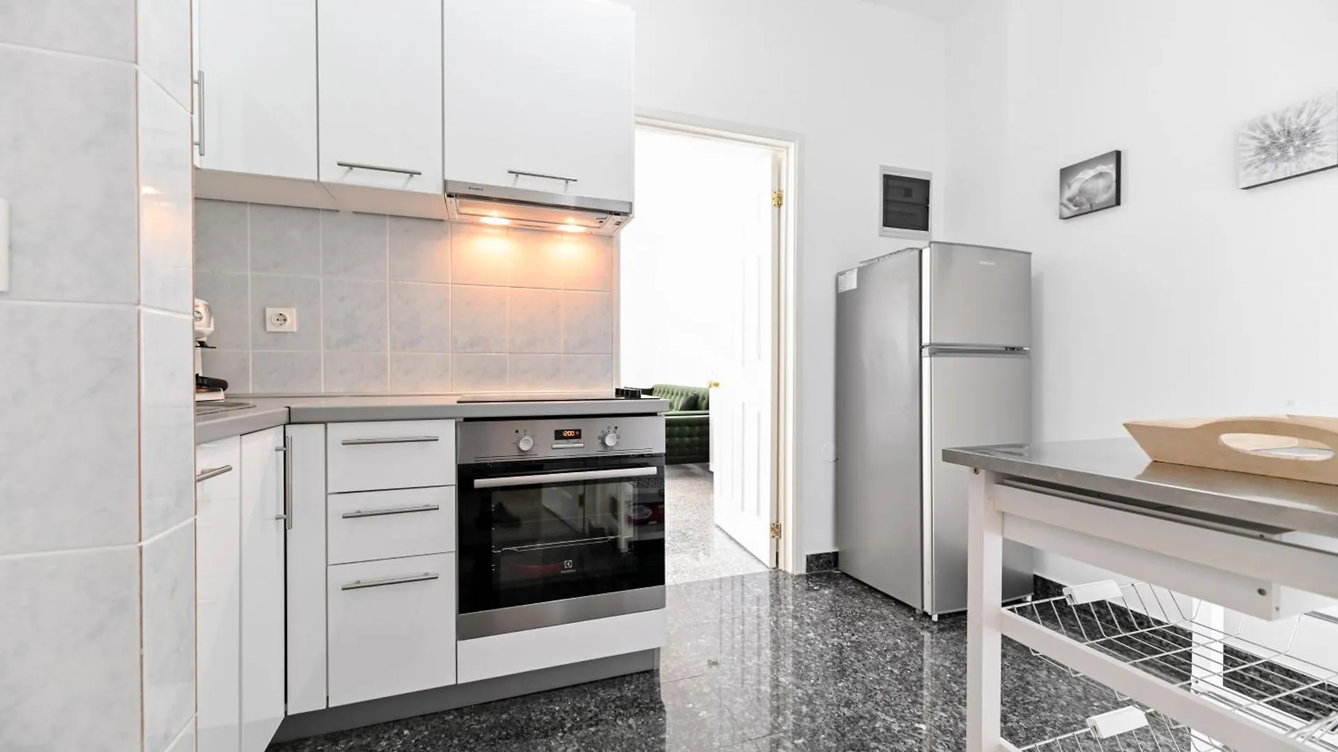 סלינה Apartments Martom 1 0*,