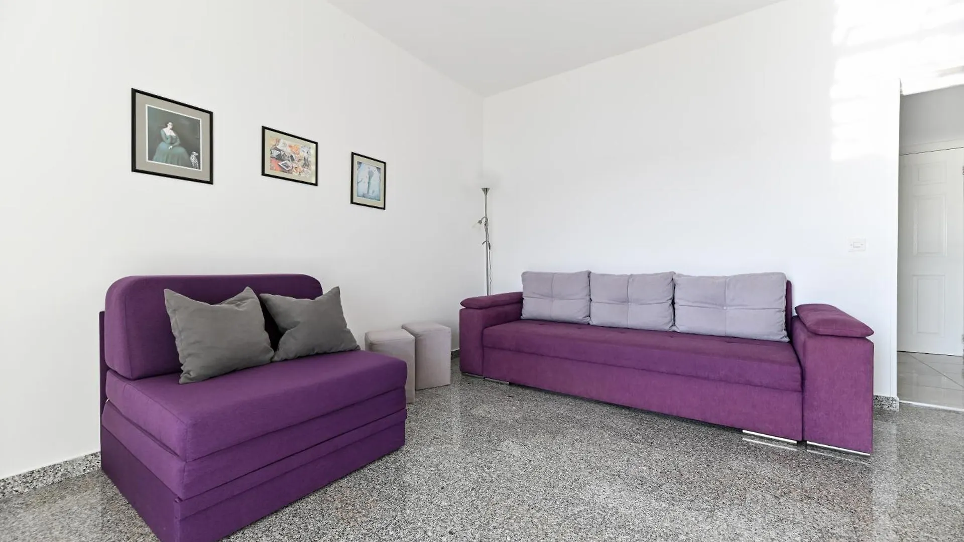 Apartments Martom 1 Seline