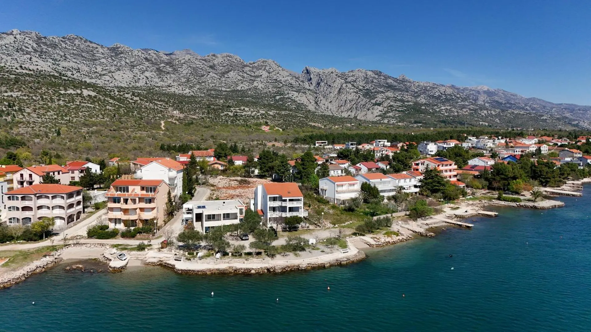 Apartments Martom 1 Seline 0*,  Croatia